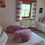 Steinbeisser By Interhome אראך